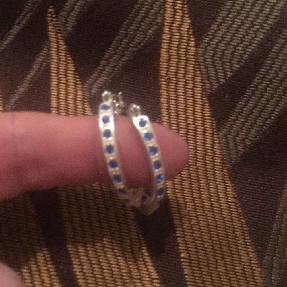 Blue stone earring - Picture 3 of 3
